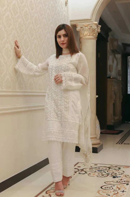 Azra Hameed - 3PC Lawn Chiken Kari Embroidered Shirt with Bamber Embroidered Dupatta - Wareeb.Shop