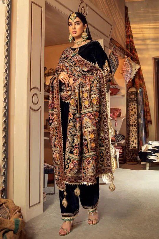 Black Embroidered Velvet Three piece With Karandi Shawl Winter Collection FCC ZC - 115 - Wareeb.Shop