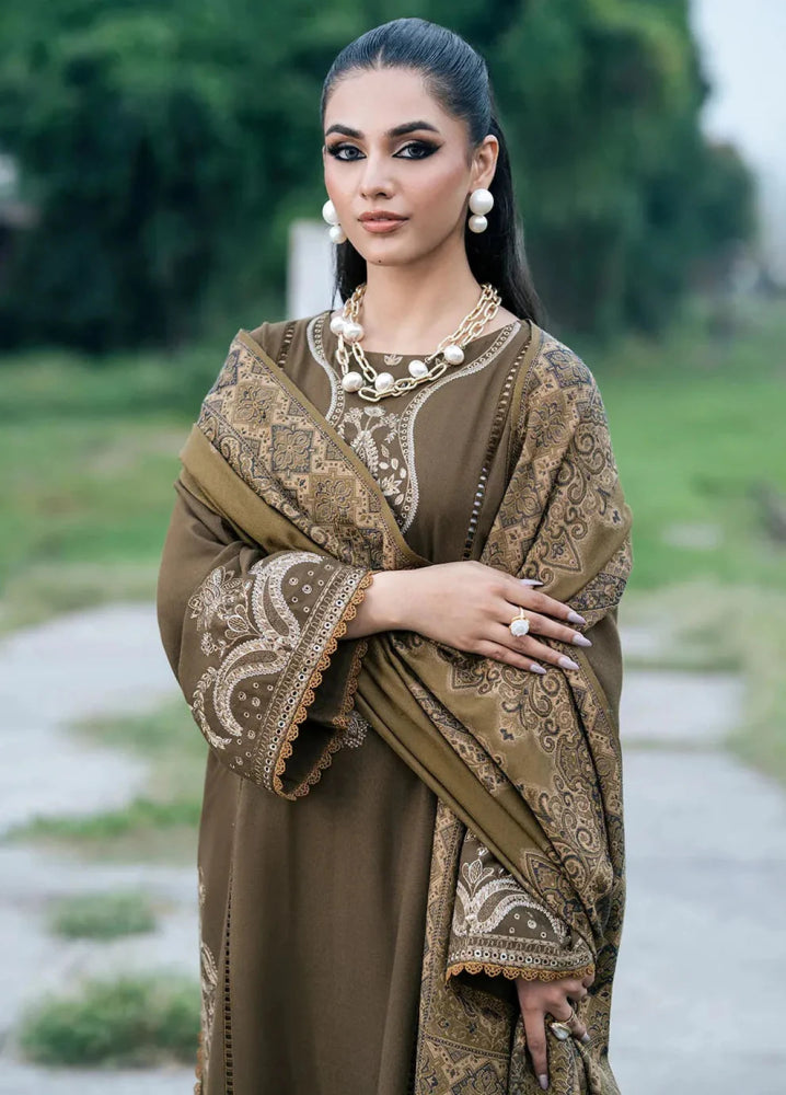 Izel Embroidered Dhanak Three Piece D - 101 - Wareeb.Shop