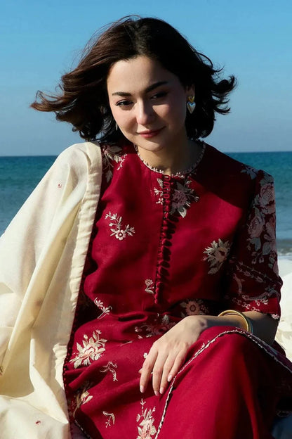 Izel Embroidered Dhanak Three Piece D - 165 - Wareeb.Shop