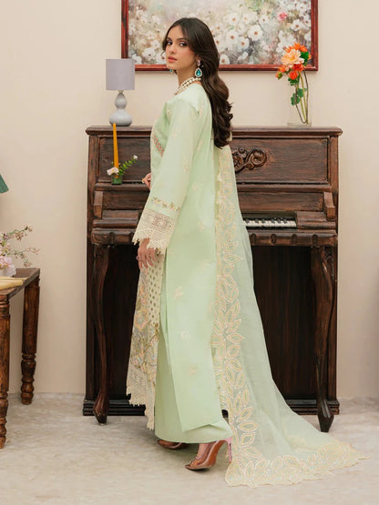 Mahnur | Caroline | 3 Pc Luxury Lawn - Wareeb.Shop