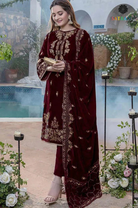 Mehron Embroidered Velvet Three piece With Velvet Shawl Winter Collection FCC ZC - 114 - Wareeb.Shop