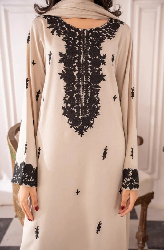 Mirana - 3Pc Lawn Embroidered Suit - Wareeb.Shop