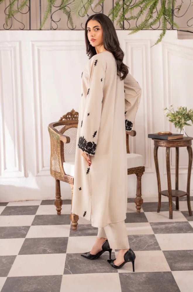 Mirana - 3Pc Lawn Embroidered Suit - Wareeb.Shop