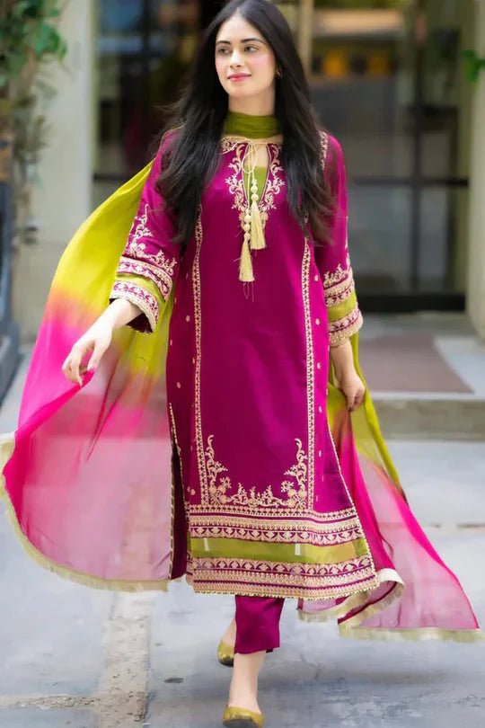 Omal Pink - 3Pc Lawn Embroidered Suit With Bamber Dupatta - Wareeb.Shop