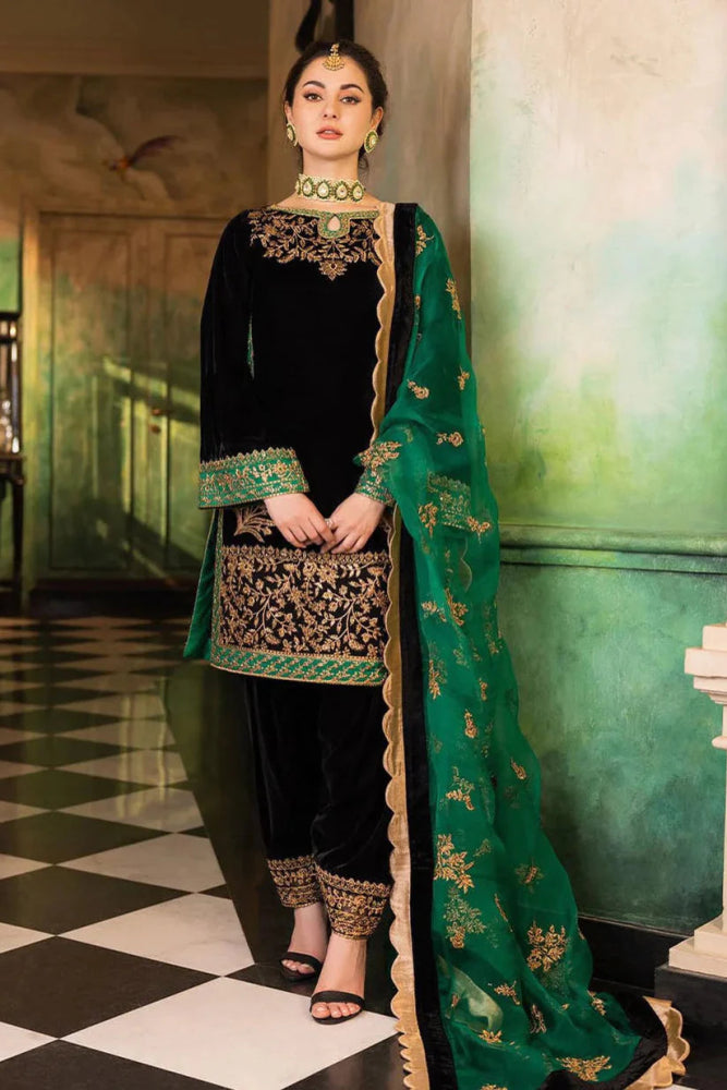 Zaianab Chottani Embroidered Velvet Three piece Winter Collection ZC - 216 - Wareeb.Shop