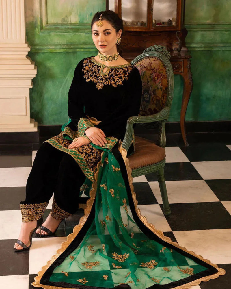 Zaianab Chottani Embroidered Velvet Three piece Winter Collection ZC - 216 - Wareeb.Shop
