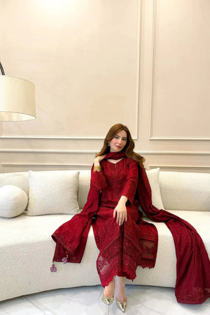 Zarqash Embroidered Dhanak Three Piece D - 210 - Wareeb.Shop