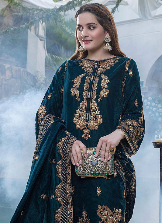 Zinc Embroidered Velvet Three piece With Velvet Shawl Winter Collection FCC ZC - 114 - Wareeb.Shop